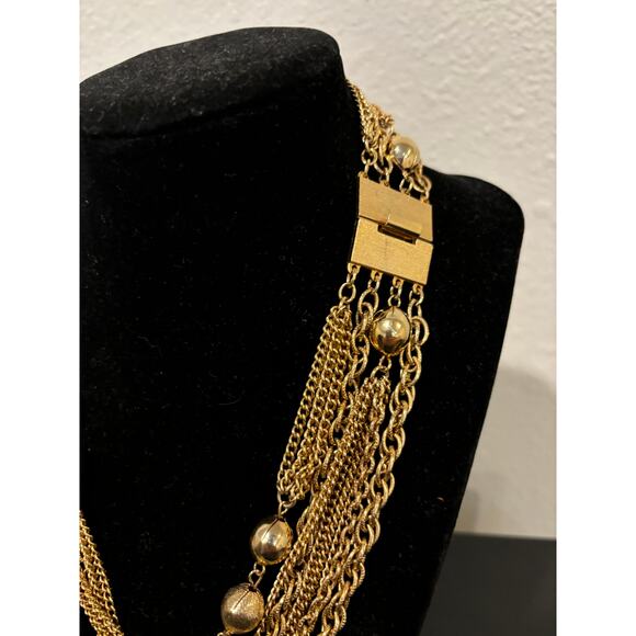 Vintage 60's Chunky Gold Tone Necklace Earrings Set Runway Bold Multi Chains - Picture 4 of 9